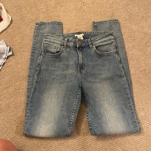 H&M straight leg skinny jeans